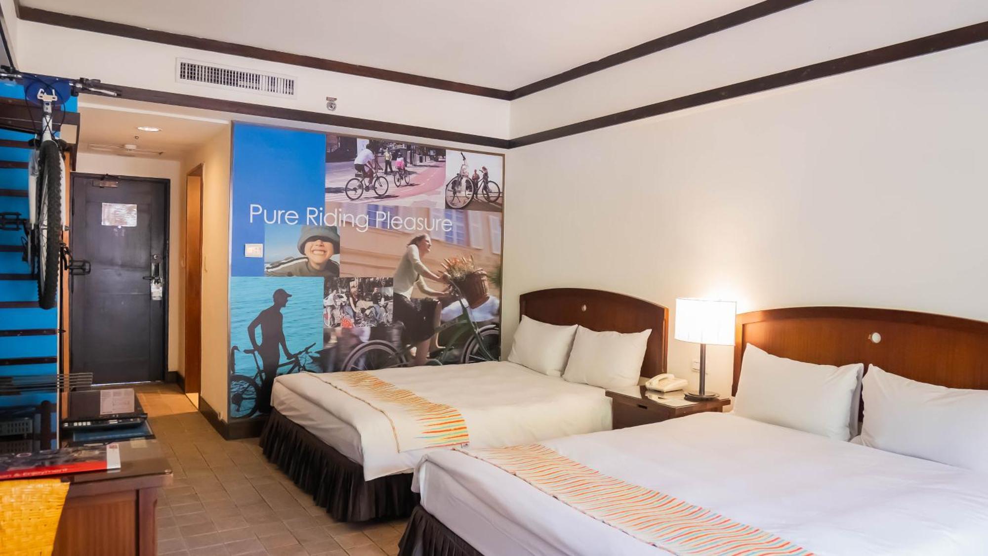 Yoho Beach Resort Kenting Heng-ch'un Exterior foto A room at the hotel