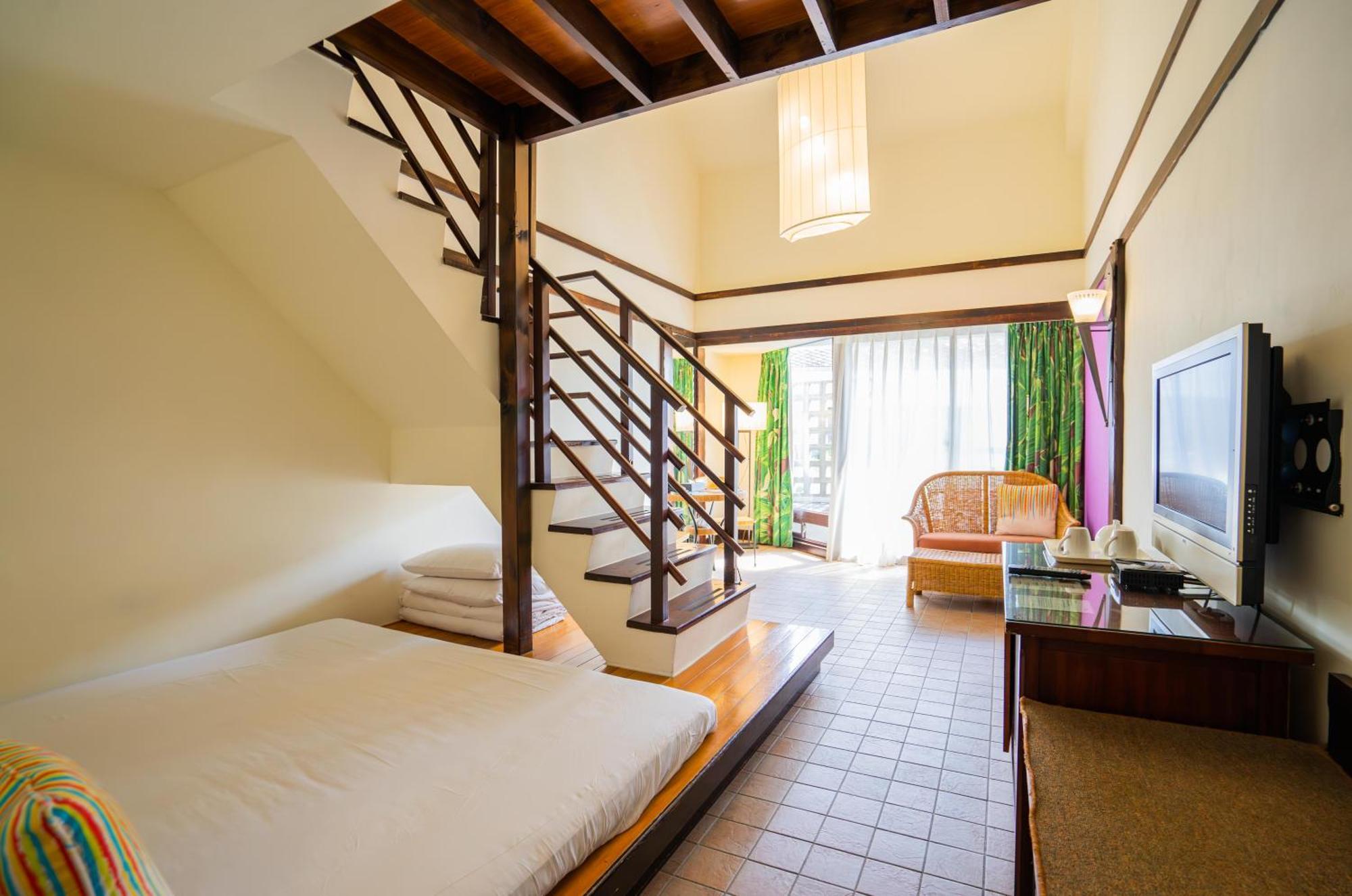 Yoho Beach Resort Kenting Heng-ch'un Exterior foto A room at the hotel